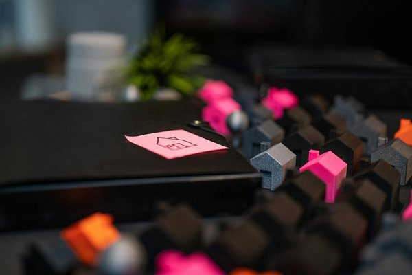 HLM ou Logement Privé : Votre Guide Complet pour Choisir Judicieusement !